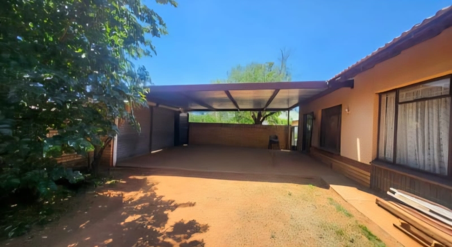 4 Bedroom Property for Sale in Stilfontein Ext 4 North West